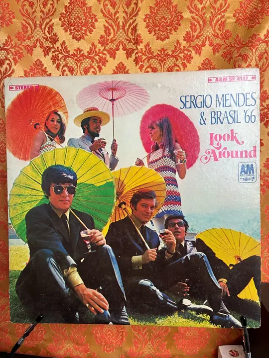 Sergio Mendez – Look Around record sleeve
