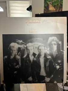 Queen – The Game record sleeve
