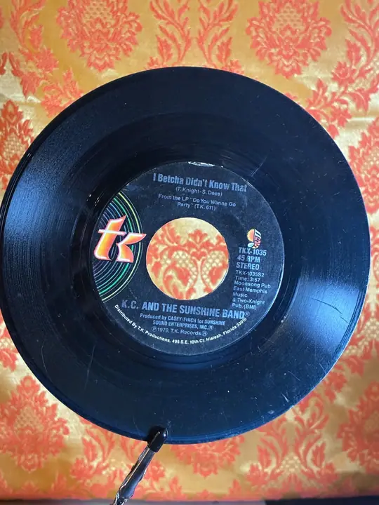 KC & The Sunshine Band – Please Don't Go record sleeve