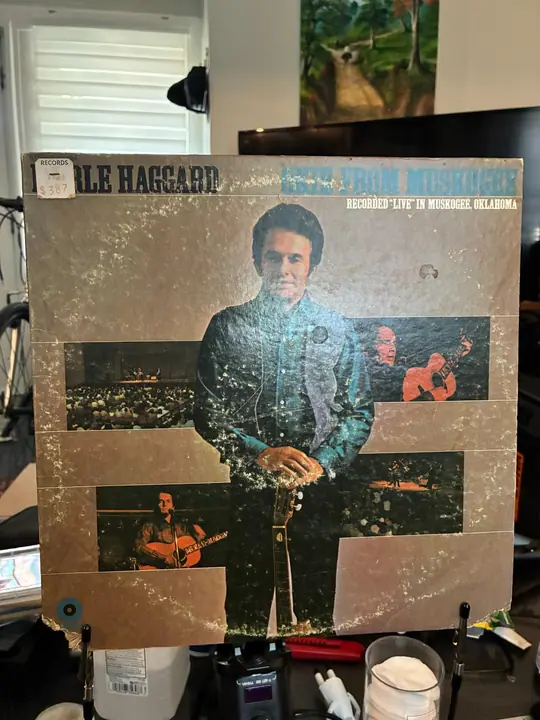 Merle Haggard – Okie from Muskogee record sleeve