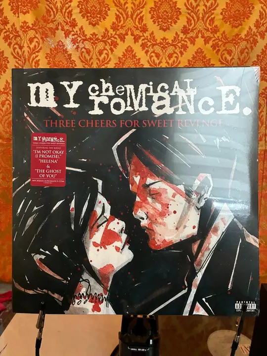 My Chemical Romance Three Cheers for Sweet Revenge record sleeve