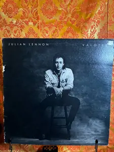 Julian Lennon – Valotte record sleeve