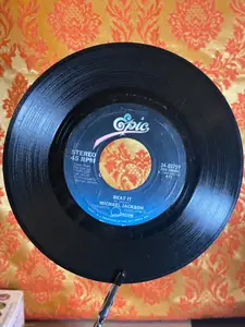 Michael Jackson – Beat It record sleeve