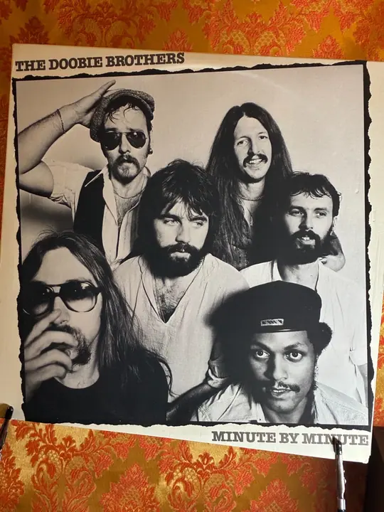 Doobie Brothers – Minute By Minute record sleeve