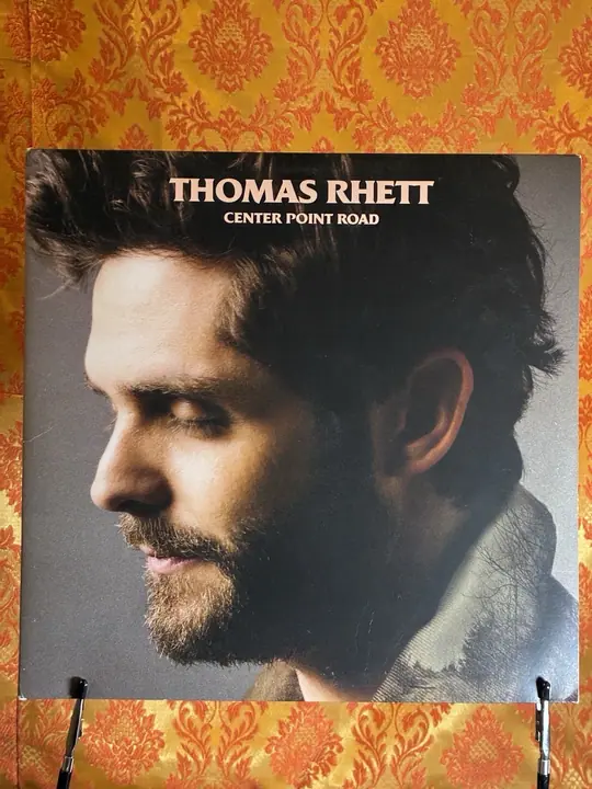 Thomas Rhett – Center Point Road record sleeve