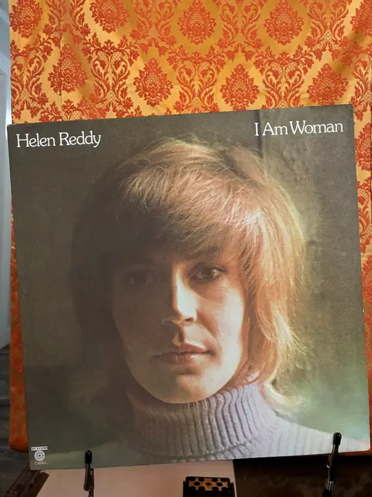 Helen Reddy – I Am Woman record sleeve