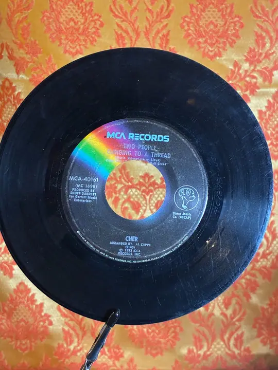 Cher – Dark Lady record sleeve